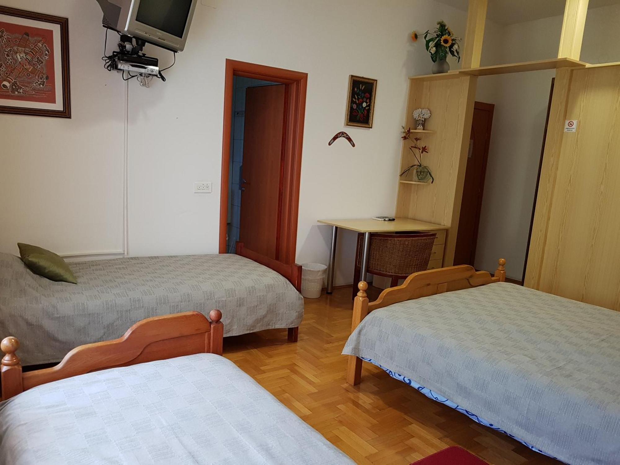 Prenociste Klas Pleternica Pokoj fotografie
